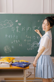 年轻的女教师电影